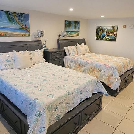 Sea Spray, Studio 114, Beach Steps Away! Pool+Wifi Ruskin Bagian luar foto
